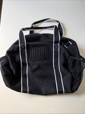 Victoria Sport Black Duffel Bag